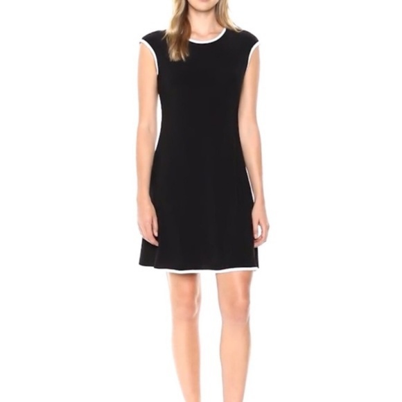 Annalee + Hope Dresses & Skirts - Annalee + Hope Black V-Neck Jersey Dress, Size M